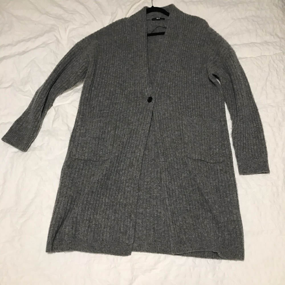 Uniqlo gray long cardigan / coatigan